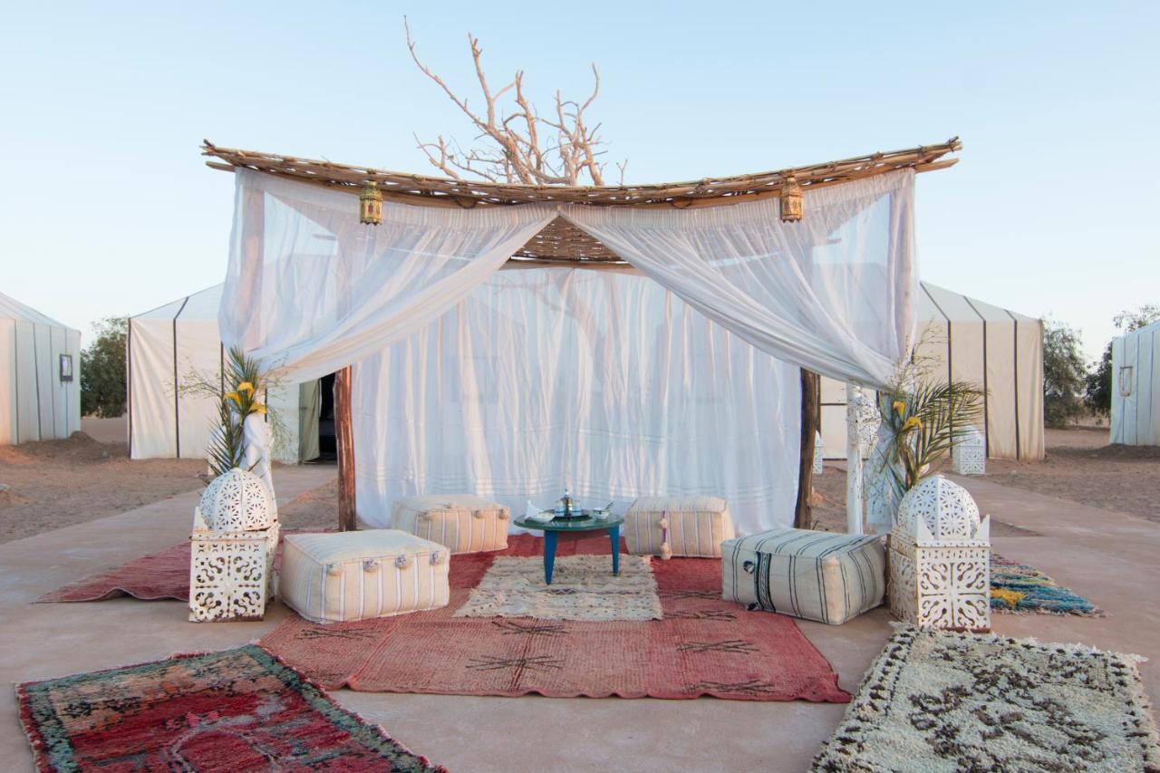 Hotel Sunset Luxury Camp Adrouine Esterno foto