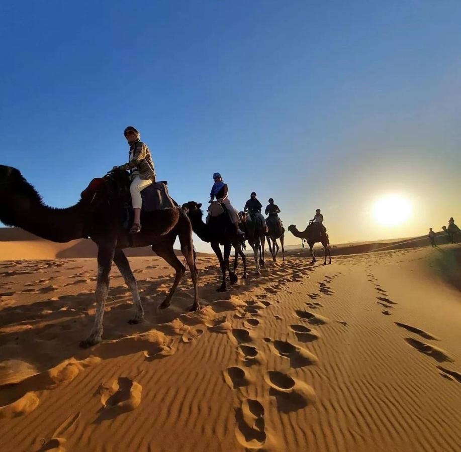 Hotel Sunset Luxury Camp Adrouine Esterno foto